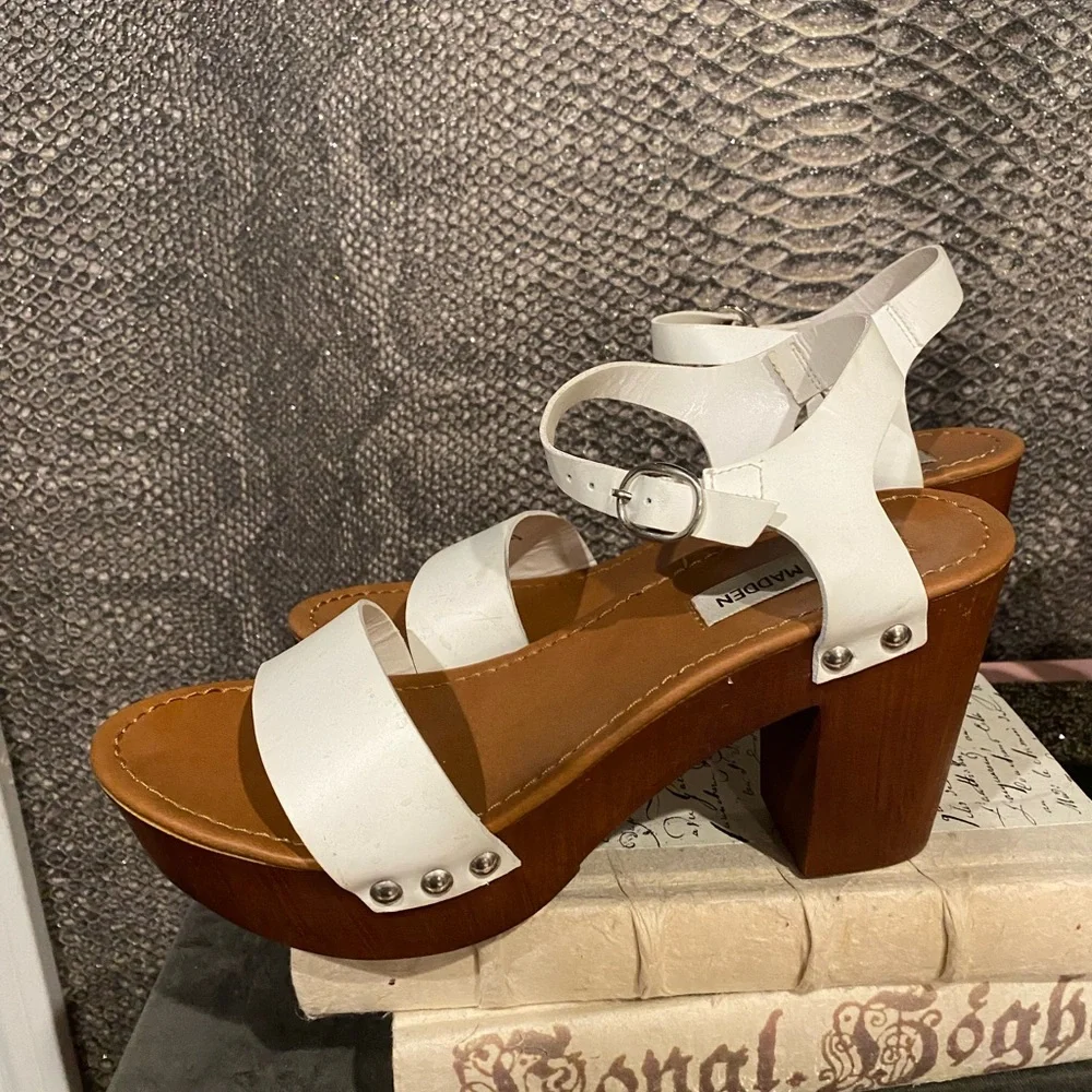 Steve Madden Luna White and Brown Platform Sandal